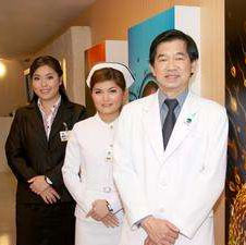 帅安生子感恩回馈现场